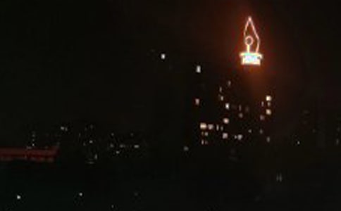 黑夜中的關(guān)愛初中作文