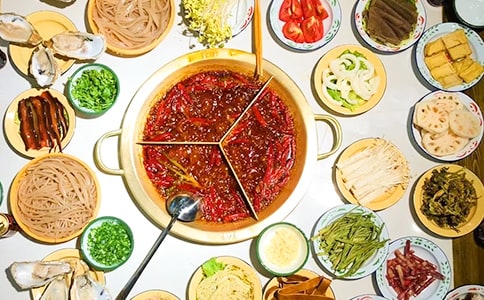 �Ի������600�֣�ͨ��28ƪ��