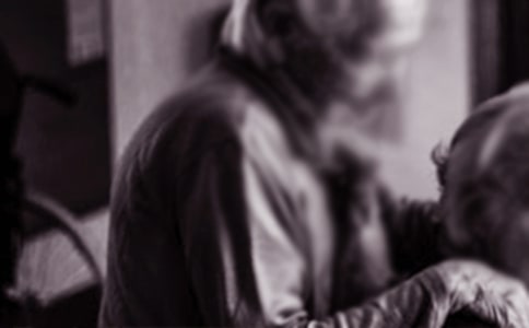 ���µľ���Ժ�������Y(ji��)���ģ�ͨ��12ƪ��