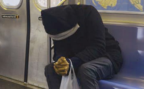 ؈ֻ�ں�ҹ�����