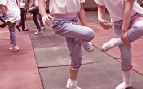 ��һ�����(du��)���(du��)�xʽ�o��(d��o)�T�l(f��)�Ը�