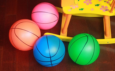 關(guān)于拍皮球比賽的作文400字