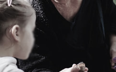 2015孫女滿月賀詞祝福語